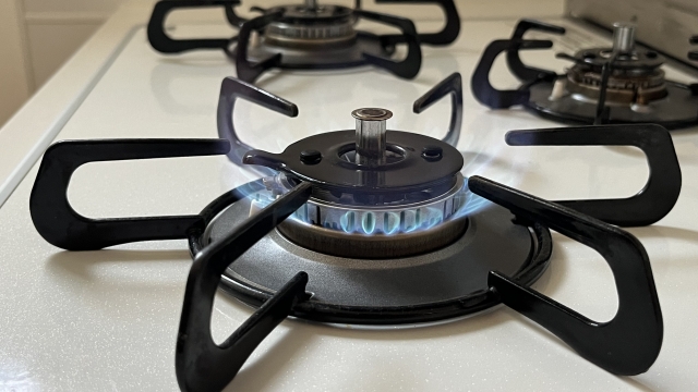 点火したガスコンロのイメージ画像